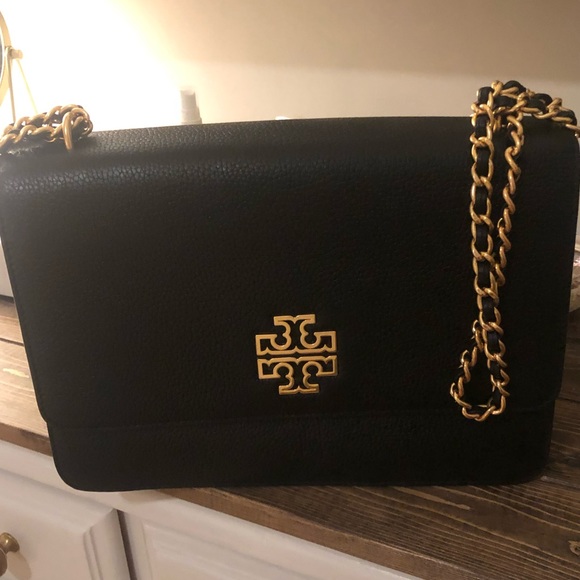 Tory Burch LARGE Britten Adjustable Bag - Picture 6 of 11